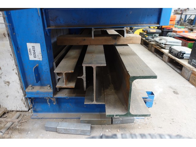 Draagarmstelling ohra met inhoud - afbeelding 4 van  14