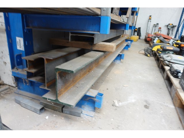 Draagarmstelling ohra met inhoud - afbeelding 5 van  14