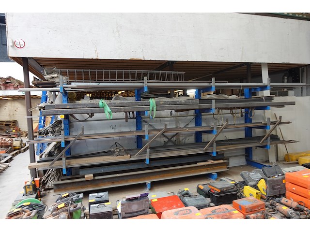 Draagarmstelling ohra met inhoud - afbeelding 1 van  14