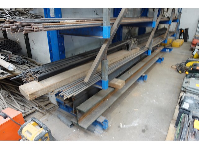 Draagarmstelling ohra met inhoud - afbeelding 11 van  14