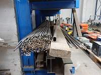 Draagarmstelling ohra met inhoud - afbeelding 13 van  14