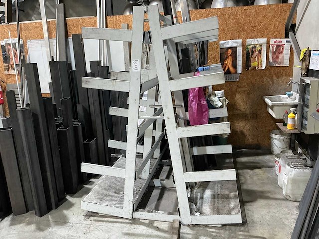 Draagarmstelling - afbeelding 1 van  2