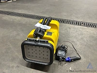 Draagbaar verlichtingssysteem peli 9430 rals, inclusief lader. werking niet gekend.