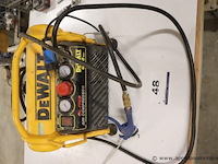 Draagbare 6l compressor dewalt dpcgmrc-qs - afbeelding 1 van  3