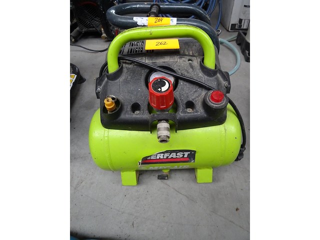 Draagbare compressor aerfast - afbeelding 1 van  5