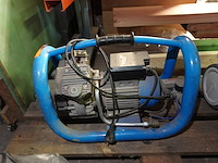 Draagbare compressor airpress - afbeelding 1 van  4