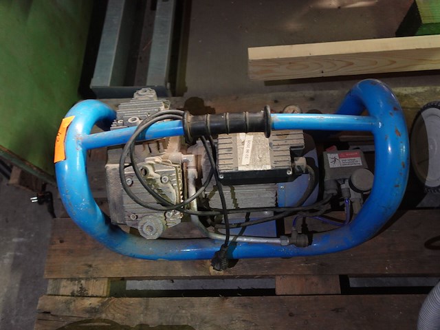 Draagbare compressor airpress - afbeelding 2 van  4