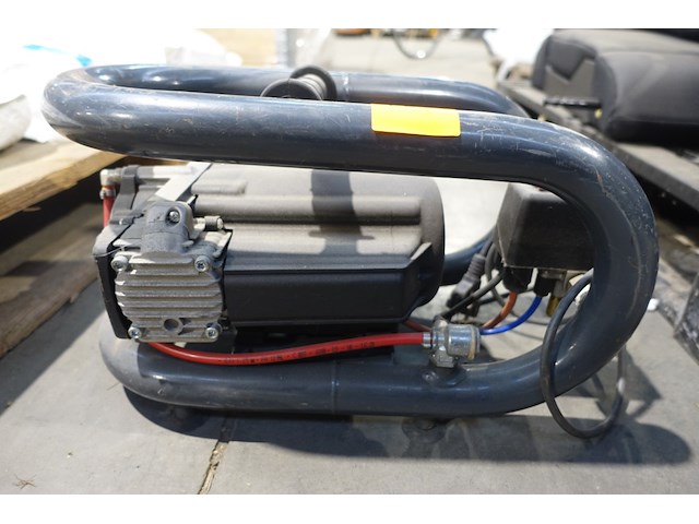 Draagbare compressor contimac - afbeelding 2 van  3