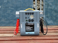 Draagbare compressor/ starthulp movecare elektrisch 12v 2014