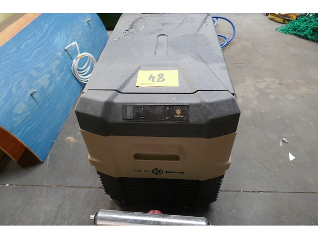 Draagbare compressorkoelbox/vriezer peme - afbeelding 3 van  4