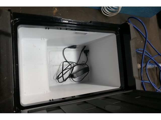 Draagbare compressorkoelbox/vriezer peme - afbeelding 4 van  4