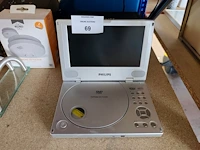 Draagbare dvd speler philips met draagtas, 2 rookmelders elro, draagbare radio/cd speler grundig, vintage bureellamp zwart verchroomd, zwarte all-in-one inkjetprinter canon pixma mg5750 - afbeelding 2 van  7