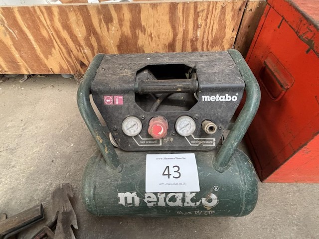 Draagbare metabo compressor - afbeelding 1 van  5