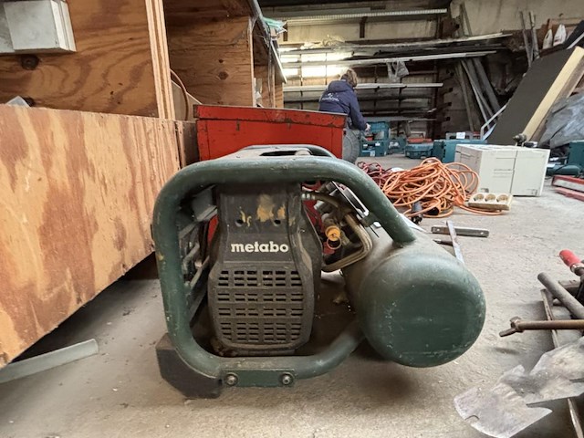 Draagbare metabo compressor - afbeelding 3 van  5