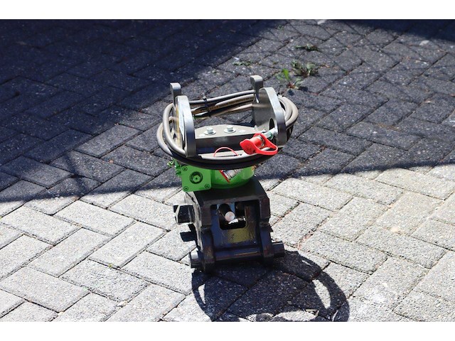 Draaiadapter cw05 met mechanische wissel wacker neuson 2023 - afbeelding 1 van  1