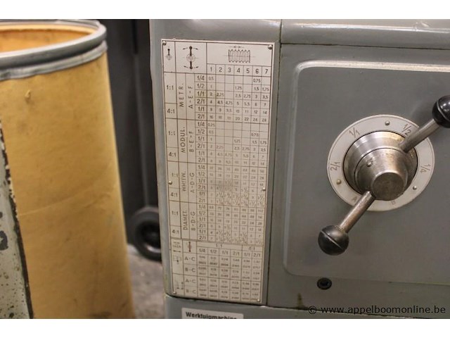 Draaibank, cmt ursus-225, serienummer cmt 8329, met sony magnescale lm10 digitale uitlezing, werking niet gekend - afbeelding 5 van  6