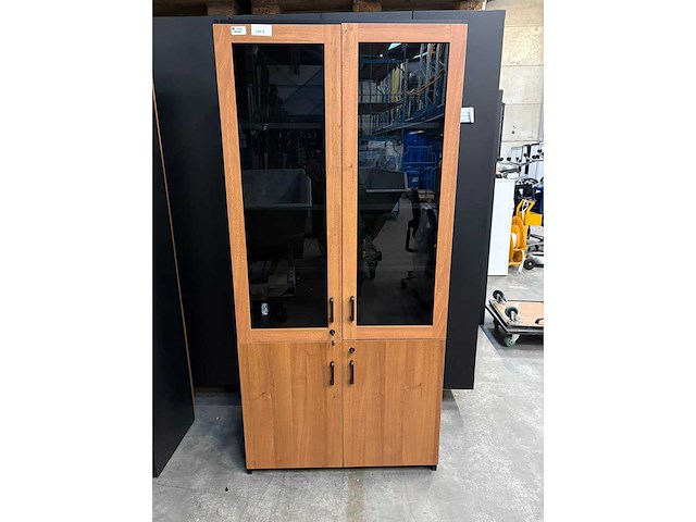 Draaideurkast / display kast - filing cabinet (2x) - afbeelding 1 van  4