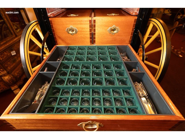 Drag n° 1885 holland & holland - afbeelding 54 van  68