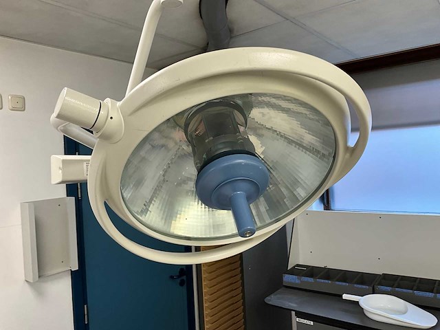 Dräger sola 500 operatielamp - afbeelding 4 van  6