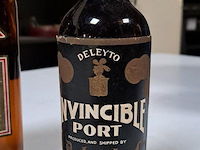 Drambuie " sabena" uitgave en een porto uit 1937 - afbeelding 2 van  2