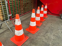 Dranghekkens en gevaren/verkeerskegels - afbeelding 5 van  5