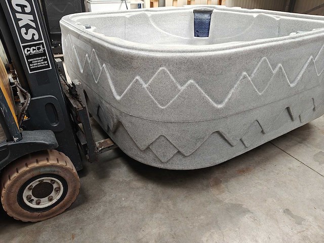 Dreamspa - jacuzzi en buitenspa - afbeelding 9 van  9