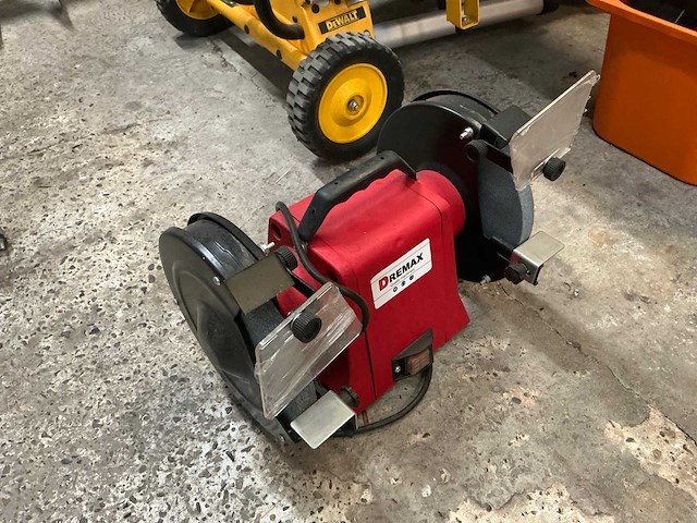 Dremax csa200j bandschuurmachine - afbeelding 1 van  4