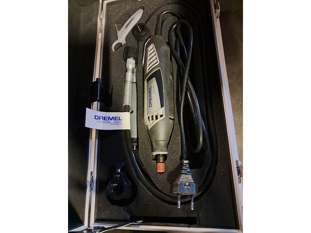 Dremel koffer in goede staat met accessoires - afbeelding 6 van  6