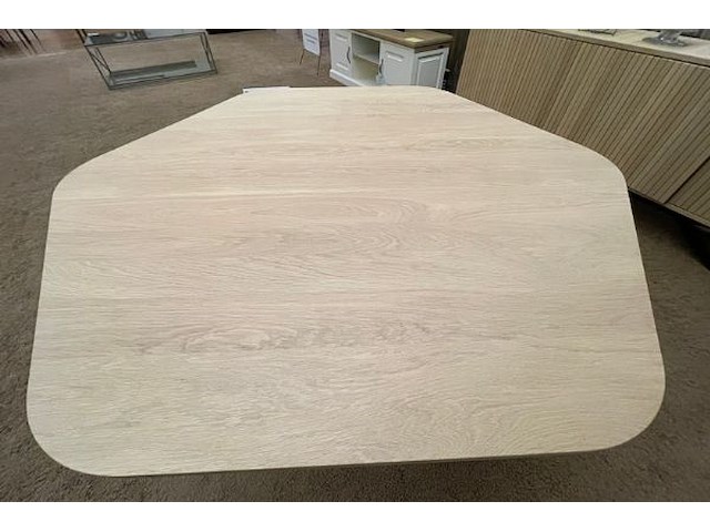 Dressoir, vitrine,6-hoekige tafel - afbeelding 10 van  17