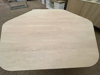 Dressoir, vitrine,6-hoekige tafel - afbeelding 10 van  17