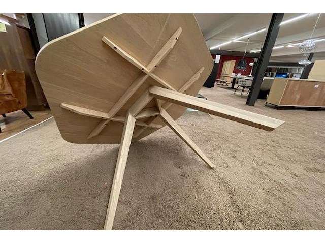 Dressoir, vitrine,6-hoekige tafel - afbeelding 11 van  17