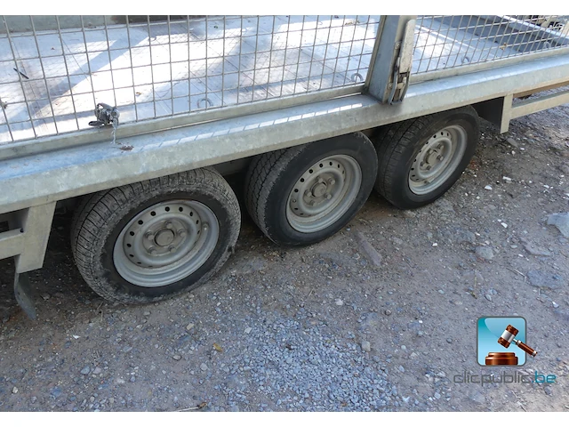 Drie-assige aanhangwagen - afbeelding 19 van  37