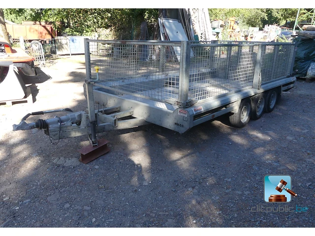 Drie-assige aanhangwagen - afbeelding 1 van  37
