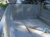 Drie-assige aanhangwagen - afbeelding 30 van  37