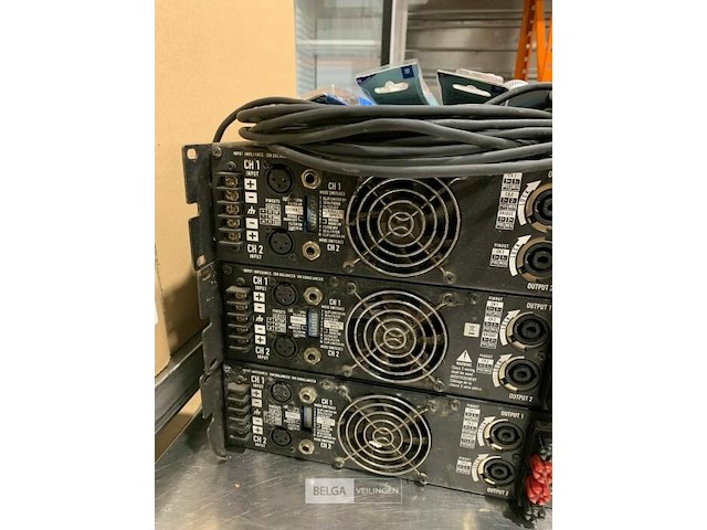 Drie versterkers - afbeelding 6 van  6