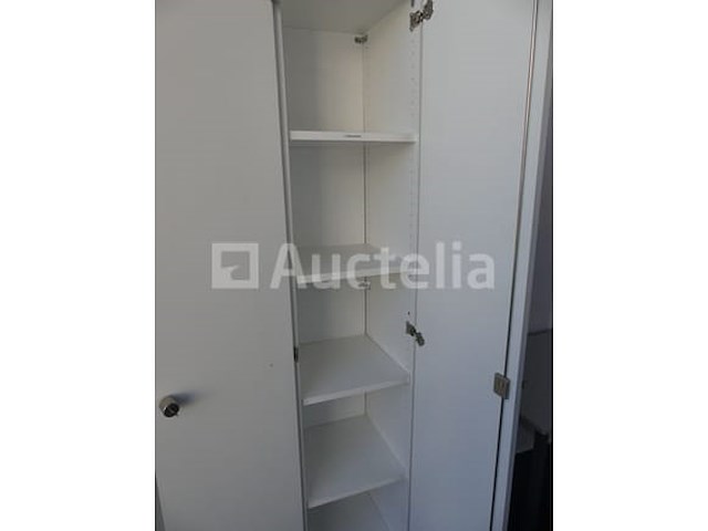 Driedeurs kast - afbeelding 5 van  5