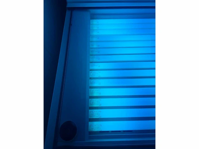Driefasige professionele zonnekamer - ergoline inspiration 400-s super power - afbeelding 12 van  12