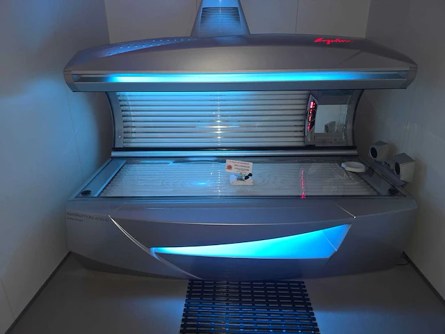 Driefasige professionele zonnekamer - ergoline inspiration 400-s super power - afbeelding 1 van  12