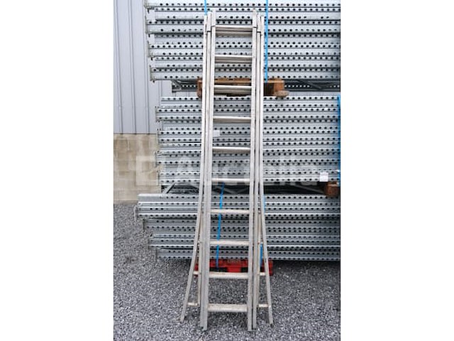 Drievoudige aluminium ladder 3x10 vgs - afbeelding 2 van  7