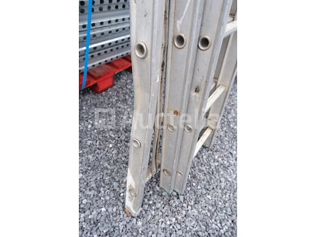 Drievoudige aluminium ladder 3x10 vgs - afbeelding 7 van  7