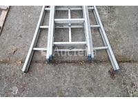 Drievoudige aluminium ladder 3x14 - afbeelding 2 van  7