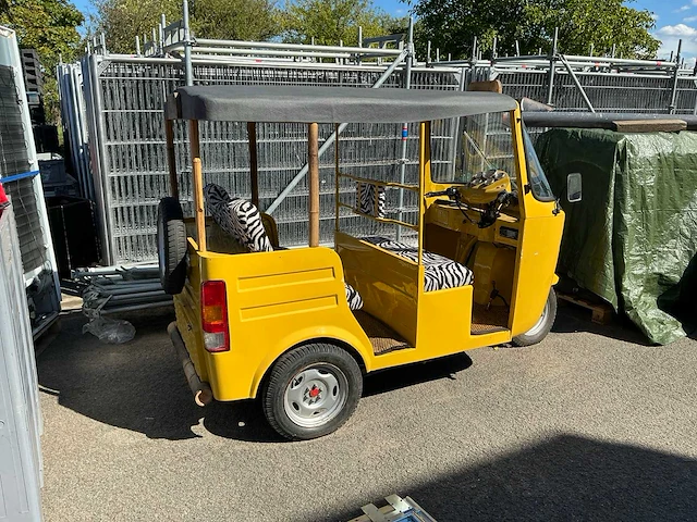 Driewielige tuk tuk - afbeelding 13 van  17