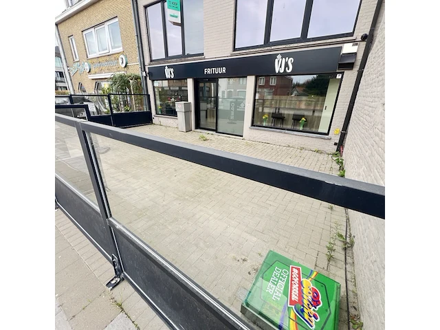 Dringende overname frituur, zedelgem, torhoutsesteenweg 245 - afbeelding 12 van  27