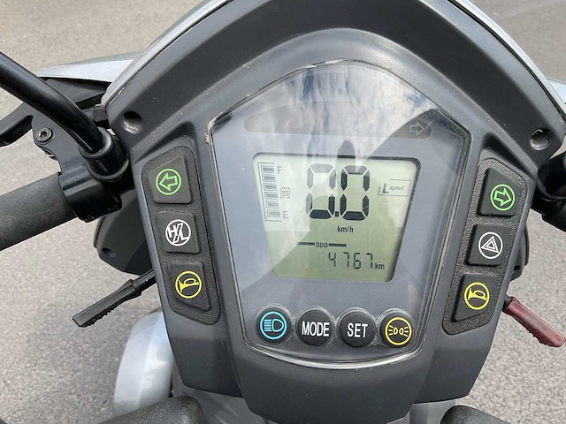 Drive - santis - e-scooter - afbeelding 6 van  7