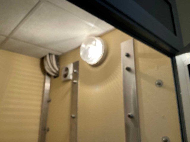 Drivit transitbank kantoorunit - afbeelding 17 van  32