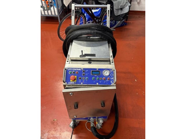 Droog ijs straler cryonomic combi 7 met bedieningspistool - afbeelding 1 van  11
