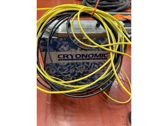 Droog ijs straler cryonomic combi 7 met bedieningspistool - afbeelding 9 van  11