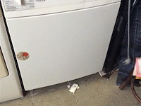 Droogkast met muuraansluiting - afbeelding 1 van  3
