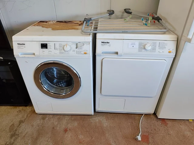 Droogkast miele t8813c (gebruikt), wasmachine miele w3375 (bedieningspaneel beschadigd, gebruikt), klein droogrek - afbeelding 1 van  13