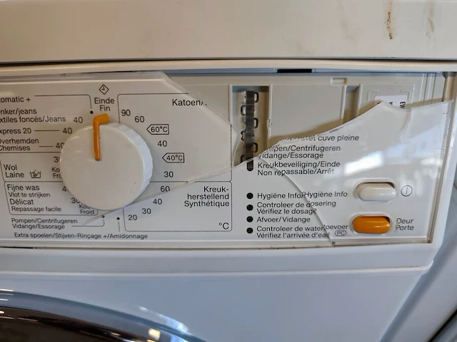 Droogkast miele t8813c (gebruikt), wasmachine miele w3375 (bedieningspaneel beschadigd, gebruikt), klein droogrek - afbeelding 8 van  13